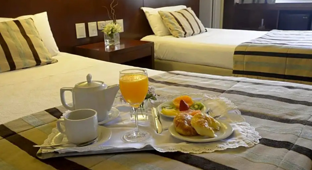 Трёхместный номер Standard Bisonte Palace Hotel