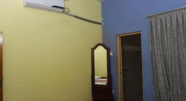 Lena's Guest House, Забронировать Гостевой дом Отели Ratnapura District с парковкой, Парковка