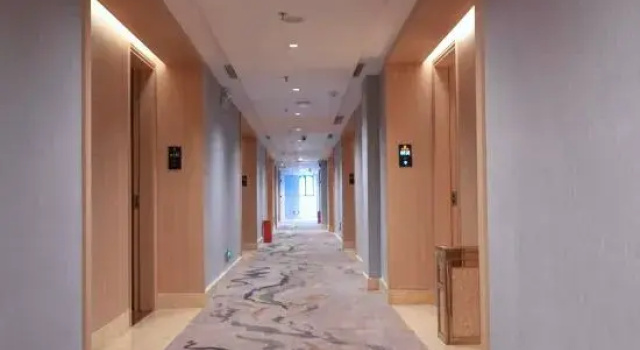Yuehao business hotel, Забронировать Отель Отели Дунгуань с парковкой, Парковка