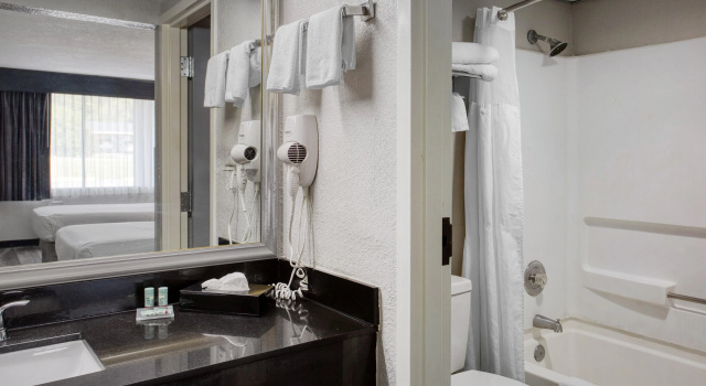 Standart dört kişilik oda Best Western Executive Inn