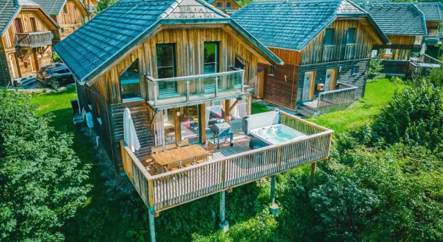 027 W7 in St Georgen am Kreischberg, Book Feriehus Styria hoteller med parkering, Parkering
