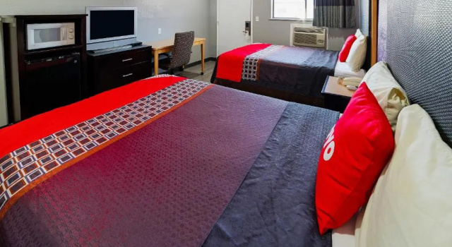 Четырёхместный люкс OYO Hotel Waldron AR - Hwy 71