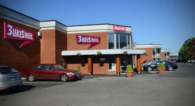 3 Lakes Hostel