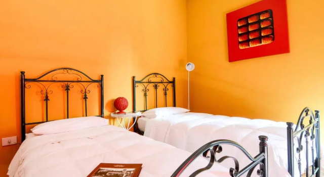 Номер Standard Casa Fuori Casa - 200 mt dal casello autostradale, parcheggio gratuito, garage moto