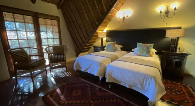 Mongena Game Lodge, Забронировать Дом для отпуска Отели Монгена с парковкой, Парковка