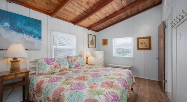 Pounds Cottage, 1 Bedroom, Sleeps 4, Ocean Front, Pet Friendly