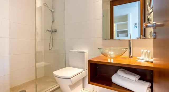 Red Single room Hotel Palladium