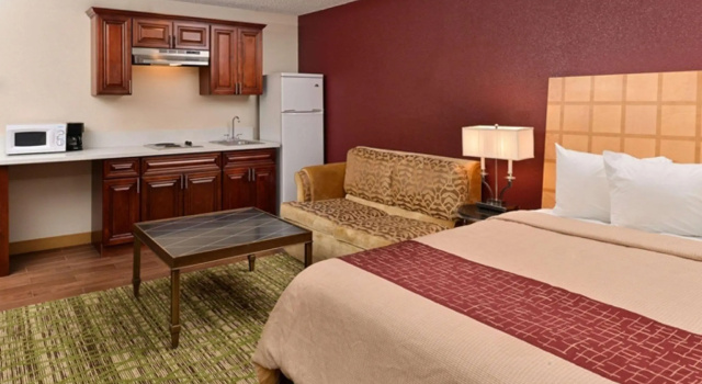 Двухместный люкс Econo Lodge
