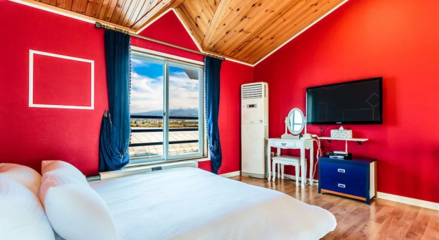 Santorini Pension, Забронировать Отель Аеуол-ли Чеджу