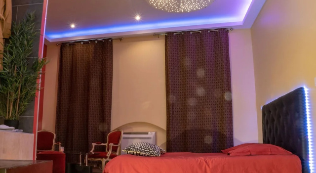 chambre avec spa by jordans collection, Забронировать Курортный отель Dijon Centre Ville 