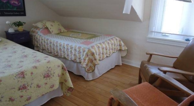 Eldon St Guest House, Boek Pension Lucknow Ontario