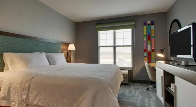 Люкс c 1 комнатой Hampton Inn & Suites Chicago/Aurora