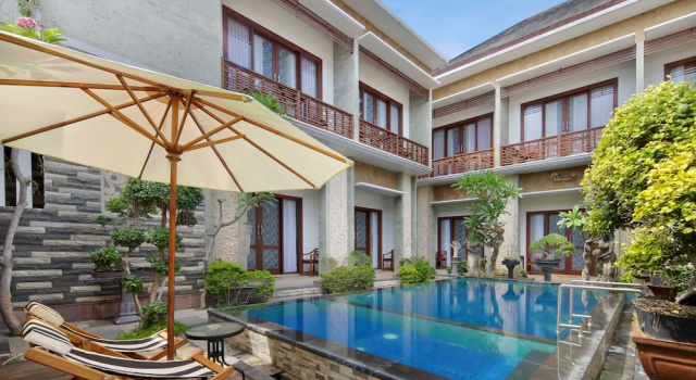 Jineswari Kuta, Buchen Sie Hotel Badung Hotels mit Frühstück, Frühstück
