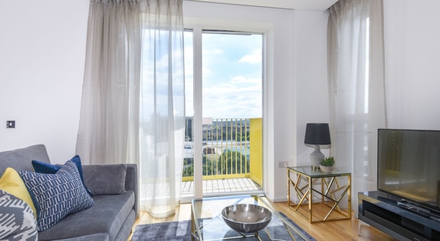 Апартаменты Millharbour Residences