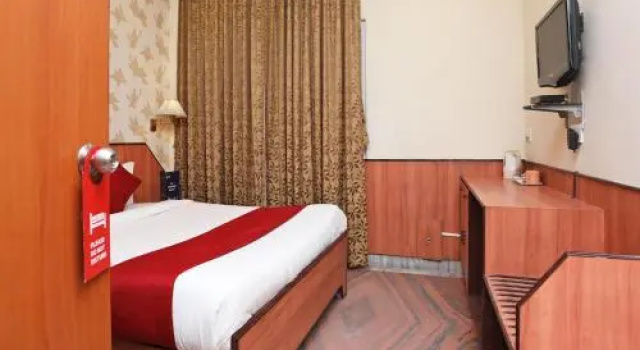 OYO Premium 059 Bishtupur
