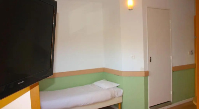 Трёхместный номер Standard ibis budget Thonon Les Bains