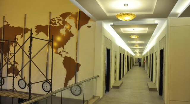 Pride Biznotel Manjusar Vadodara Near Sokhda Lake, Забронировать Отель Вадодара штат Гуджарат