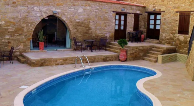 Demitris & Melanie, Reservar Apartamento Tochni Larnaca