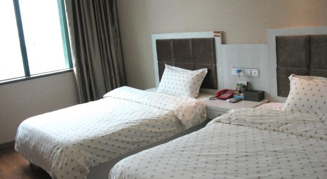 Nanchang Bahui Chain Hotel Yingbin Branch, Забронировать Отель Наньчан Цзянси