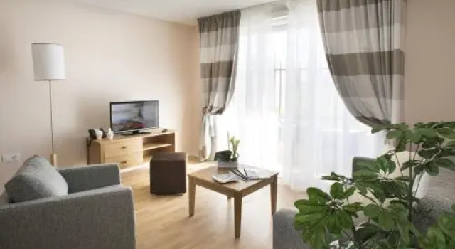 Domitys La Clef des Champs, Rezerwuj Apartamentowiec hotelowy Hotele w Futuroscope ze śniadaniem, Śniadanie