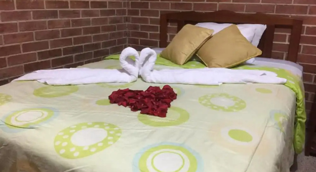 Hotel Villa Los Arcos, Забронировать Отель Санта-Элена Петен