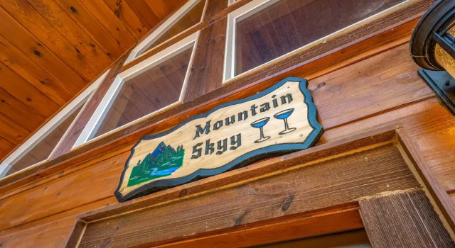 Mountain Skyy 3 Bedroom Cabin by RedAwning, Забронировать Дом для отпуска СПА-отели Great Smoky Mountains National Park, SPA-услуги