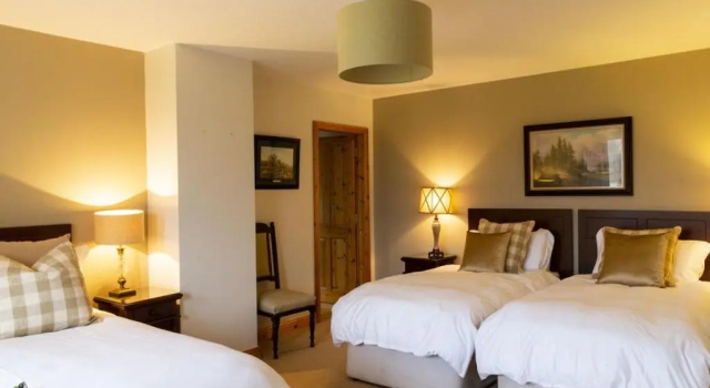 Номер Deluxe Lake House B&B