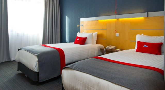Holiday Inn Express Newcastle City Centre by IHG, Забронировать Отель Ньюкасл-апон-Тайн Тайн и Уир