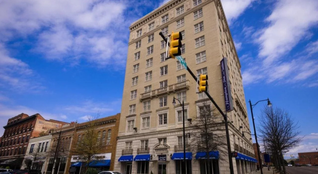 Hampton Inn & Suites Montgomery-Downtown, Varaa Hotelli Montgomery Alabama