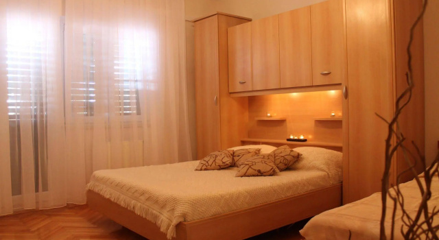 Villa Bougenvilia Tomas, Брондау Вилла Tucepi қаласындағы таңғы ас қосылған қонақ үйлер, Таңғы ас