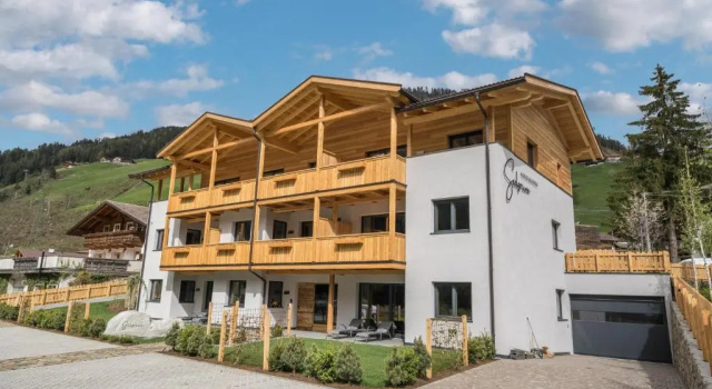 Seebrunn - Kaserfeld Alm, Rezerwuj Hotel Monclassico Val di Sole