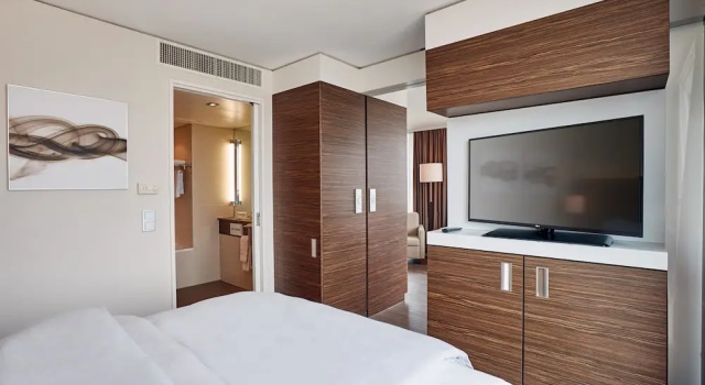 Семейный номер Standard H4 Hotel Solothurn