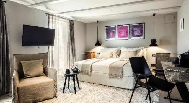 Двухместный номер Deluxe c 1 комнатой с балконом San Canzian Hotel & Residences - Small Luxury Hotels of the World