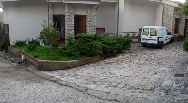 Collina Belvedere, appartamento indipendente in villa Salerno-Capezzano, Забронировать Апартаменты/квартира Пеллеццано Кампания