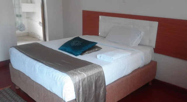 Deluxe Kahden hengen huone parvekkeella Sleepway Cottages