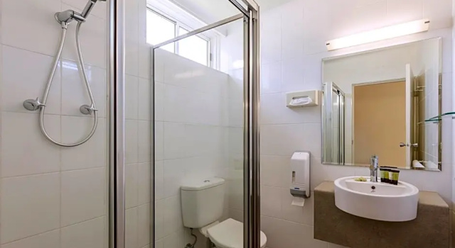 Трёхместный номер Standard Central Motel & Apartments, Best Western Signature Collection
