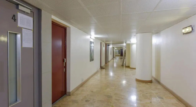 Cozy and spacious with balcony and view over Seine, Забронировать Апартаменты/квартира Клиши Аньер-сюр-Сен