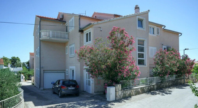 Apartments Nostro Palazzo, Забронировать Апартаменты/квартира Водице Шибенско-Книнская жупания