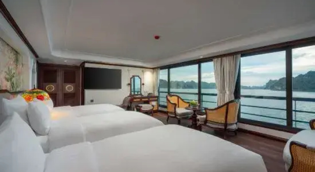 Driepersoonssuite uitzicht op zee Sawarna BimBim Seaview Homestay
