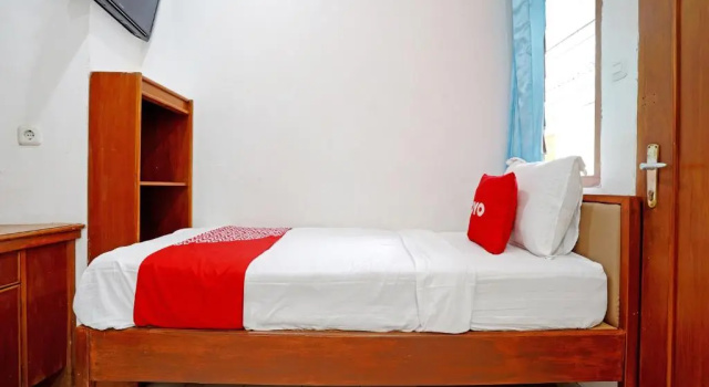 Standard Single quarto OYO 90840 Teratai Residence