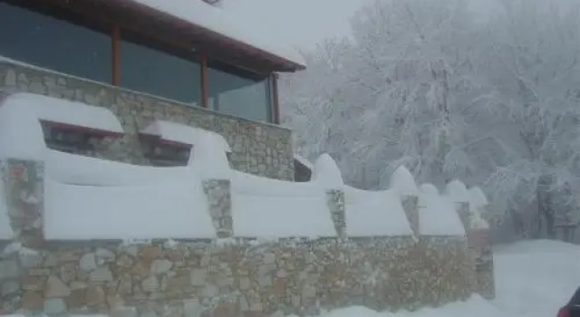 Petropanagia, Varaa Hotelli Elatochori Olympus