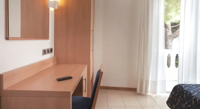 Двухместный номер Comfort с балконом Hotel Tropical