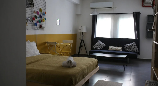 Студия Grand Renas House