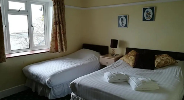 Трёхместный номер Standard с видом на море Eastmount Hall Hotel