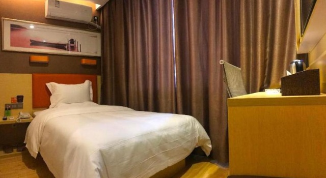 7 Days Premium·Ganzhou Railway Station, Забронировать Отель Ганьчжоу Цзянси, рядом с Железнодорожная станция Ганьчжоу