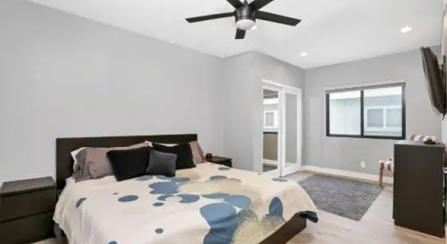 308 35th Street, Unit A (Lower), Забронировать Отель Отели Ньюпорт-Бич с парковкой, Парковка