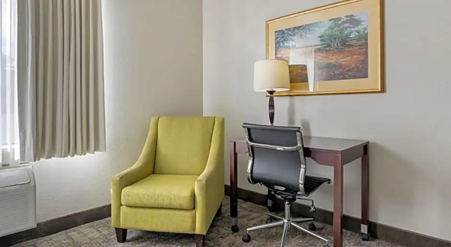 Номер Standard Seaport Inn and Suites