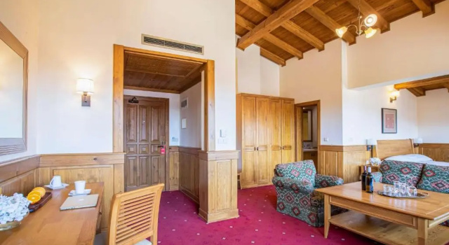 Полулюкс Pirin Golf Hotel & Spa