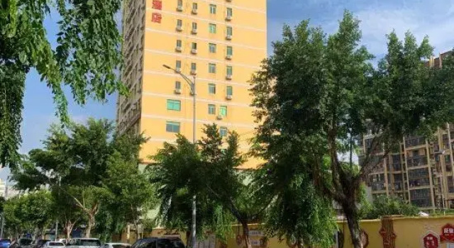 7-Day Chain Hotel (Haikou Jinniuling Park Branch)