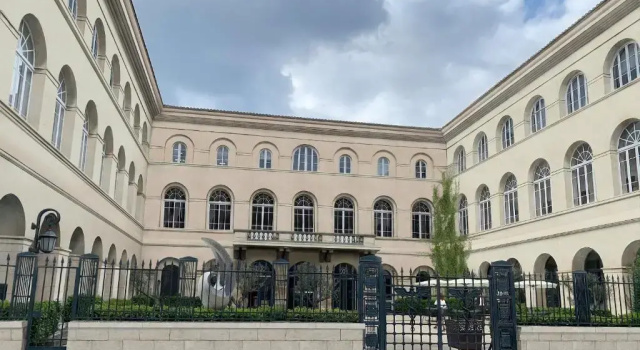 Полулюкс Le Grand Hôtel Dieu by SOWELL COLLECTION
